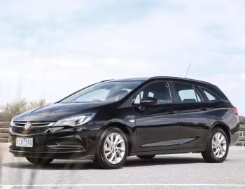 Holden Astra Sportwagon '2017–19