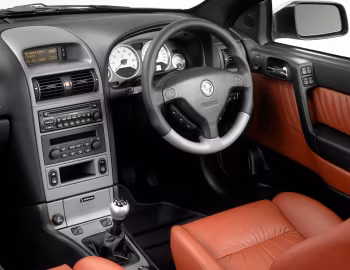 Painel frontal Holden Astra Convertible Turbo (TS) '2003–04