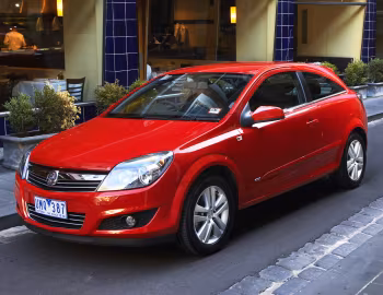 Holden Astra CDX 3-door (AH) '2007–08