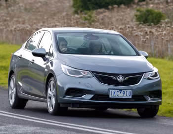 Holden Astra Sedan (BL) '2017–19