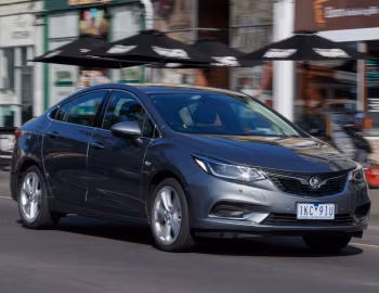 Holden Astra Sedan (BL) '2017–19
