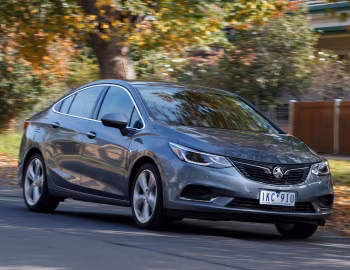 Holden Astra Sedan (BL) '2017–19