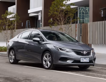 Holden Astra Sedan (BL) '2017–19