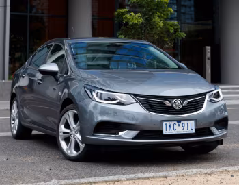 Holden Astra Sedan (BL) '2017–19
