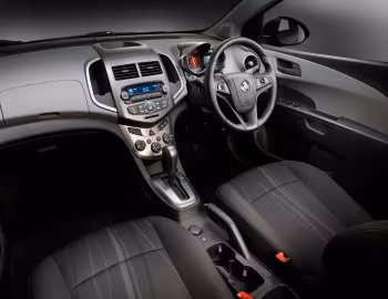 Інтер'єр Holden Barina (TM) '2011–16