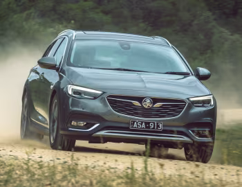 Holden Calais V Tourer (ZB) '2018–20