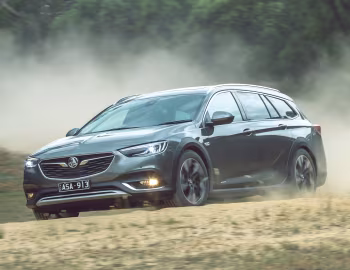 Holden Calais V Tourer (ZB) '2018–20