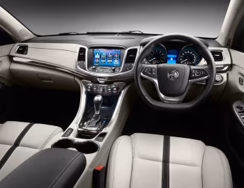 Передня панель Holden Calais V (VF) '05.2013–10.2015