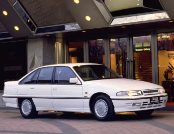 Holden Calais International (VP) '10.1992–01.1993