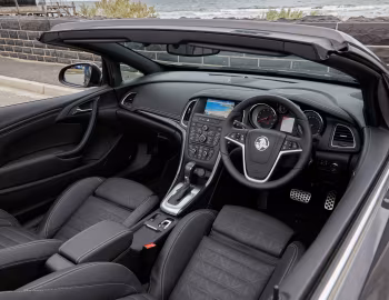 Interior Holden Cascada Turbo '2015–17