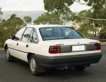 Holden Commodore Executive (VN) '08.1988–10.1991