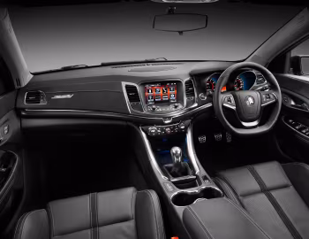 Передня панель Holden Commodore SS V (VF) '05.2013–10.2015