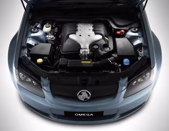 Sob o capô Holden Commodore Omega (VE) '2006–10