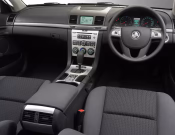 Painel frontal Holden Commodore Omega (VE) '2006–10