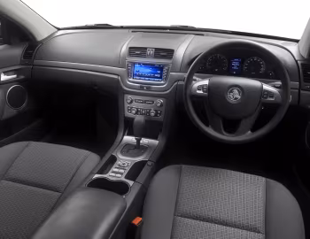 Painel frontal Holden Commodore Omega (VE Series II) '09.2010–05.2013