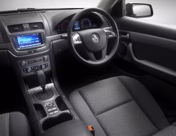 Передня панель Holden Commodore Omega (VE Series II) '09.2010–05.2013