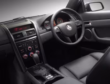 Painel frontal Holden Commodore SV6 (VE) '2006–10