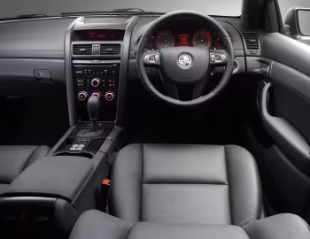 Передня панель Holden Commodore SV6 (VE) '2006–10