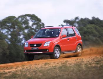 Holden Cruze (YG) '2002–06