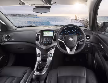 Interior Holden Cruze SRi-V Hatchback (JH) '09.2011–04.2013