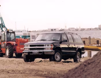 Holden Suburban LS (K8) '1998–2001