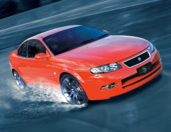 HSV Coupe 4 '2004–05