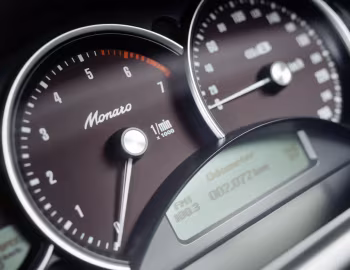 Painel Holden Monaro (V2) '2001–04