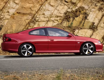 Holden Monaro CV8-R (V2) '2004