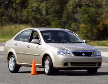 Holden Viva Sedan (JF) '2005–09