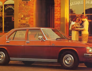 Holden Premier Sedan (HX) '07.1976–10.1977