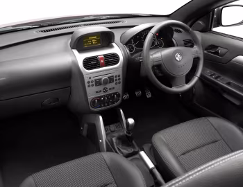 Передня панель Holden Tigra (XC) '2005–06