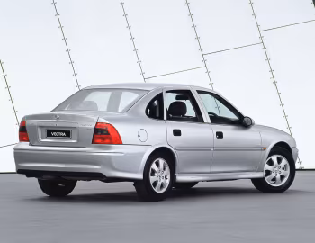 Holden Vectra Equipe Sedan (JS II) '2001–02