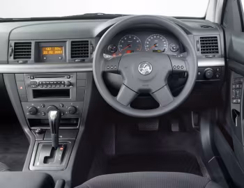 Передня панель Holden Vectra Sedan (ZC) '2003–06