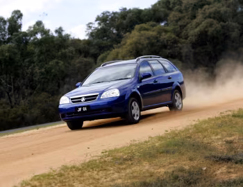 Holden Viva Wagon (JF) '2005–09