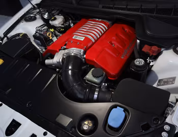 Під капотом Walkinshaw Performance Holden Commodore SS V Sportwagon (VE) '2010–13
