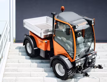 Holder M 480 Tipper '2008–18