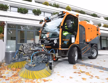 Holder MUVO with Rasco SX2 sweeper-suction machine '2015–20