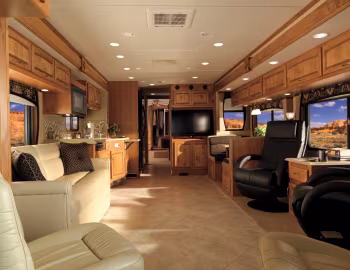 内饰 2009–11 Holiday Rambler Neptune '2008–11