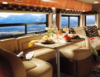 内饰 2011–12 Holiday Rambler Trip '2010–12