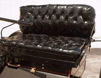 Interior Holsman Highwheeler Runabout '1907