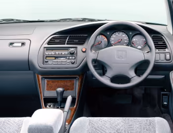 Painel frontal Honda Accord 2.3VTL 4WD Wagon [Japan] (CF7) '09.1997–05.2000