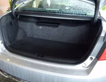 Porta-malas Honda Accord Hybrid [Japan] (CR6) '06.2013–04.2016