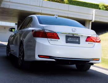 Honda Accord Hybrid [Japan] (CR6) '06.2013–04.2016