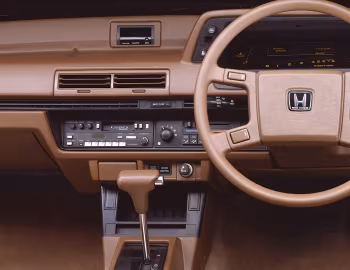 Painel frontal Honda Accord Saloon GXR [Japan] (AD) '05.1984–05.1985