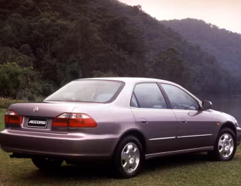 Honda Accord Sedan [Australia] '2001–03
