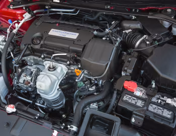 Sob o capô 2016–17 Honda Accord Sport Sedan [North America] (CR2) '2015–17