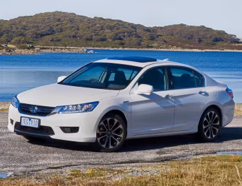 Honda Accord Sport Hybrid [Australia] (CR6) '2015–16