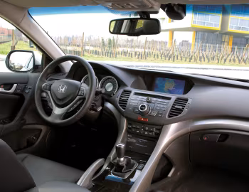 Передня панель Honda Accord Tourer [Worldwide] (CW) '2008–11