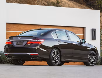 2016–17 Honda Accord Touring Sedan [North America] (CR3) '2015–17