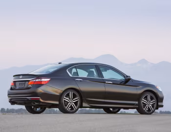 2016–17 Honda Accord Touring Sedan [North America] (CR3) '2015–17